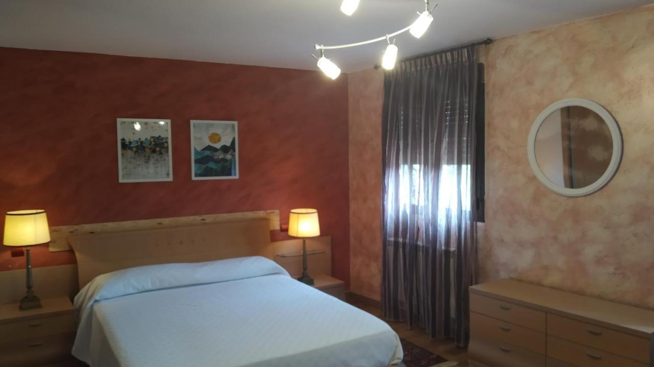 La Casa Rural De Alicia Bustares Kültér fotó